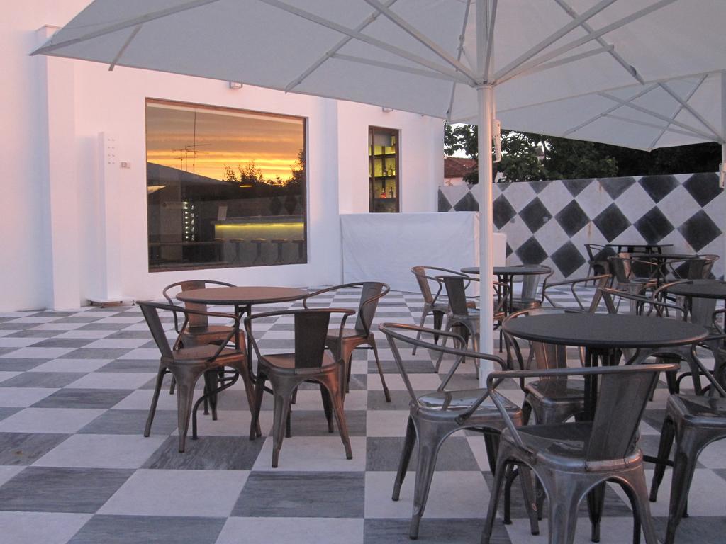 N1 Hostel Apartments And Suites Santarém Exterior foto