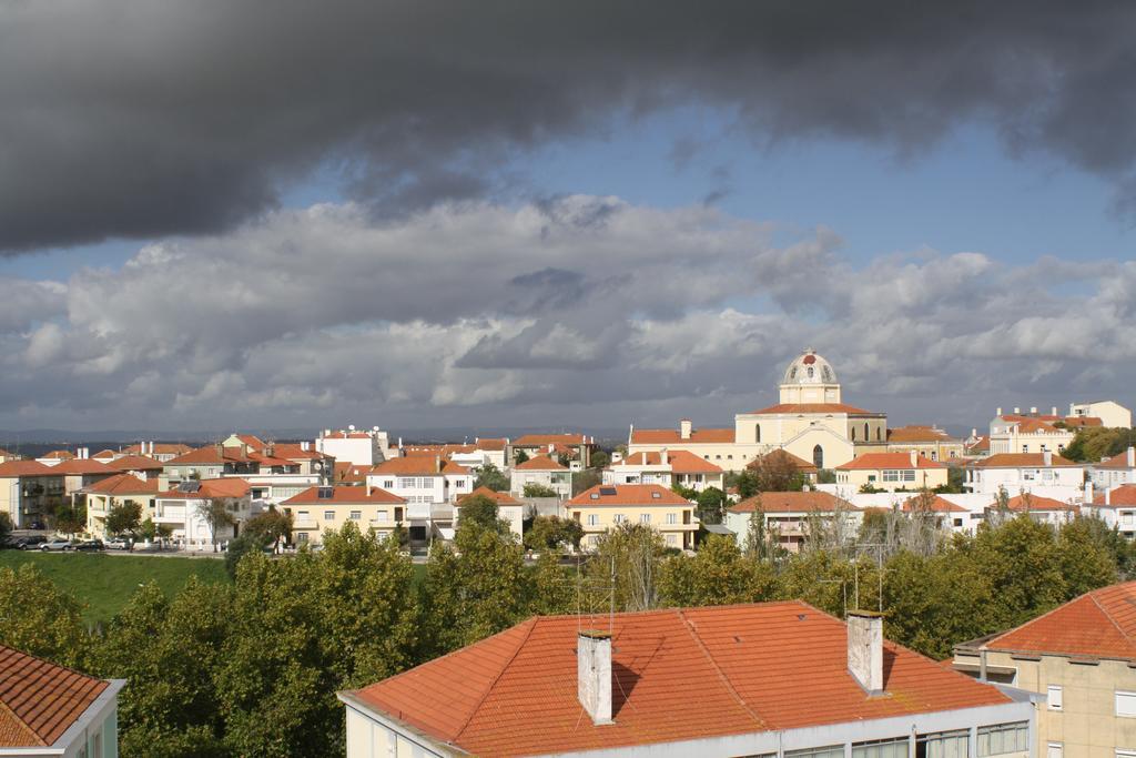 N1 Hostel Apartments And Suites Santarém Exterior foto